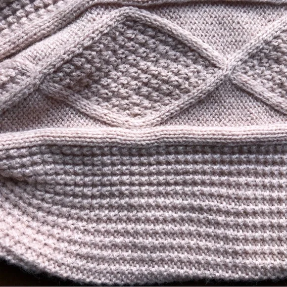 Cable Knit Slouchy Toque - Picture 2 of 4